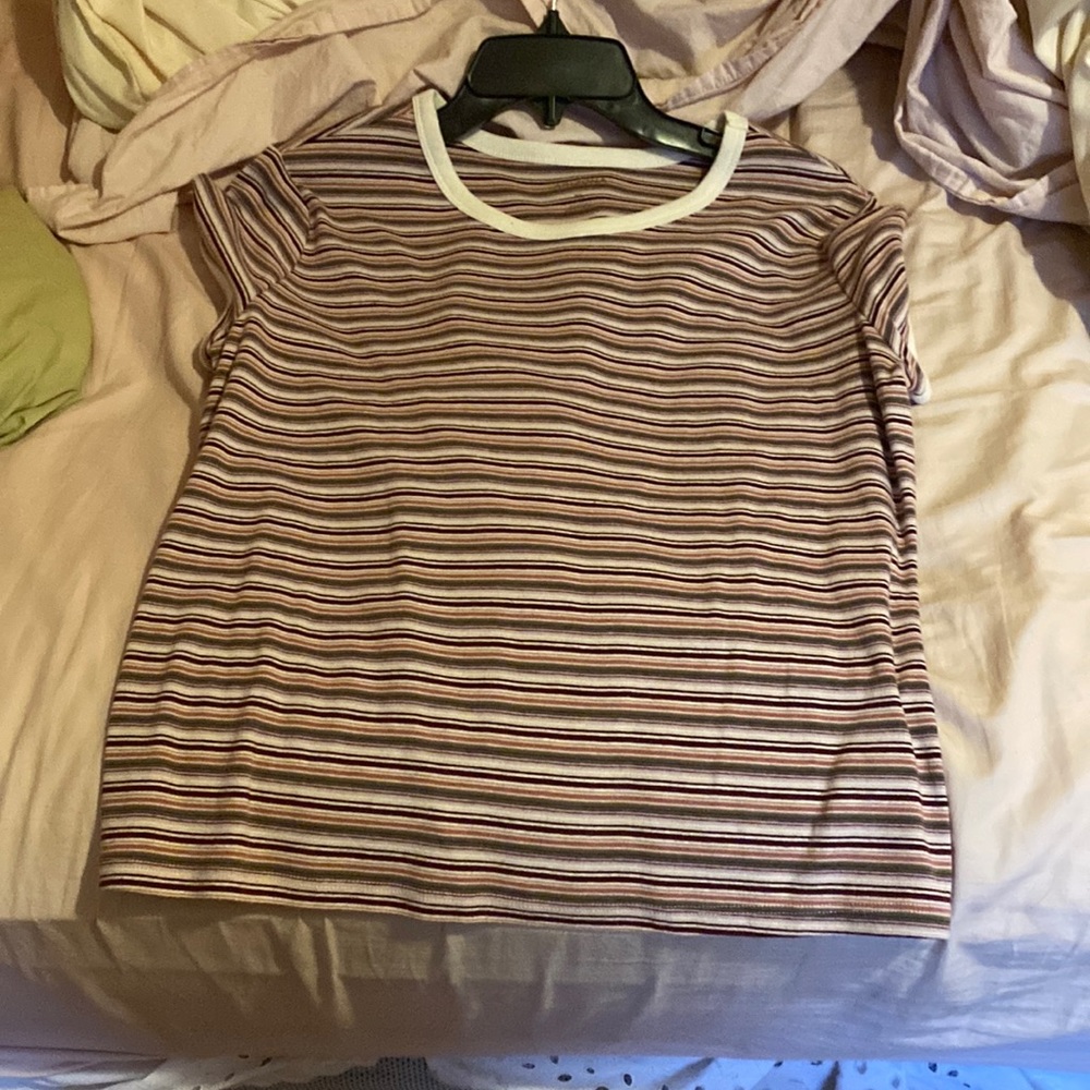 Striped crop top shirt